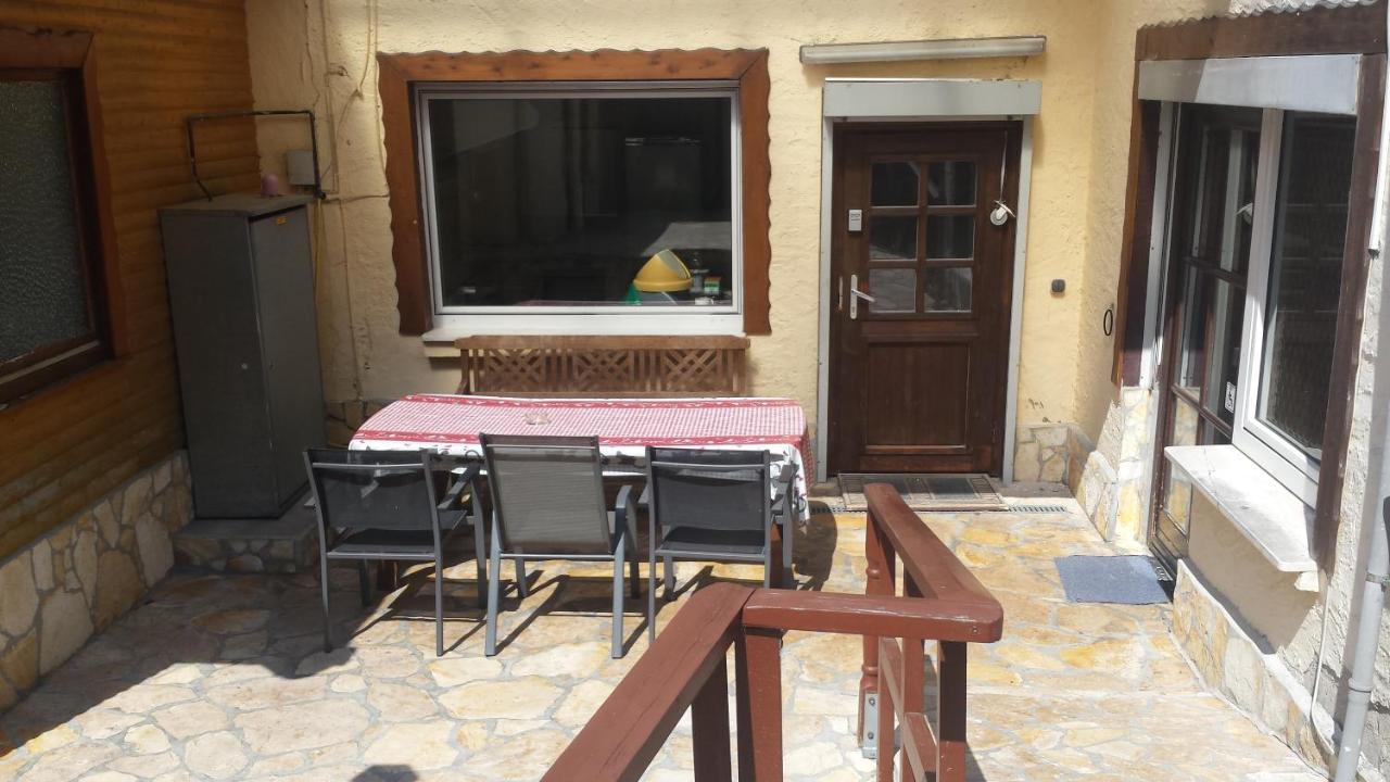 Ferien Und Selbstversorgerhaus Fuer Gruppen Sauerthaler Hof - Loreley מראה חיצוני תמונה